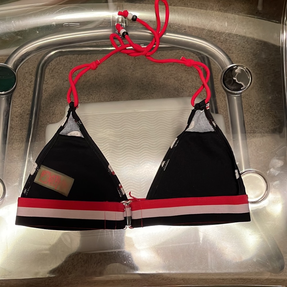 Hello Kitty Sanrio bikini top - Picture 2 of 3